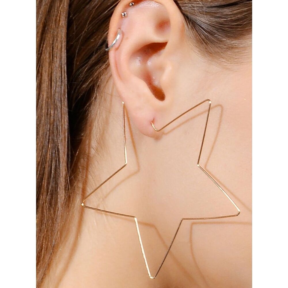 Gold Star Wire Hoop Earrings A1808